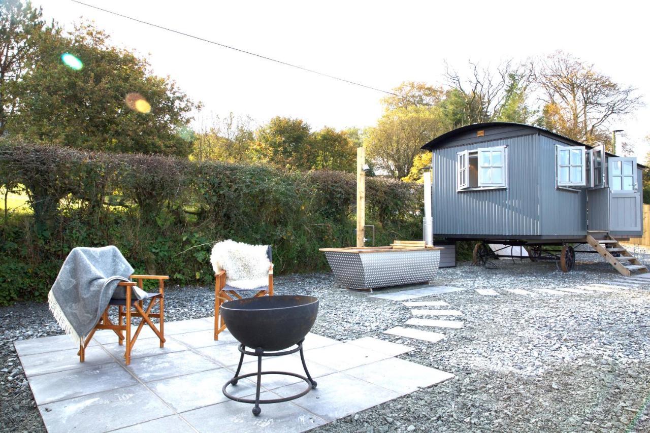 Blatchford Briar - Award Winning Private Shephards Huts With Their Own Secluded Hot Tubs Milton Abbot Exterior foto